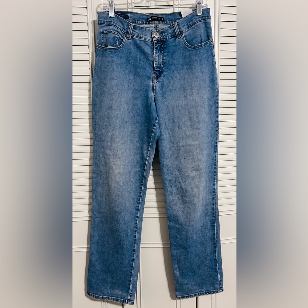 Lee Women's Classic Fit Straight Leg Blue Jeans Size 8